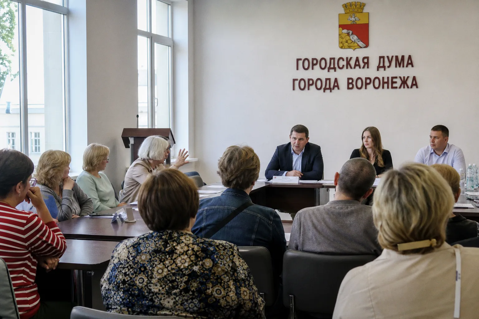 Жители Воронежа обсудили благоустройство города с председателем гордумы Андреем Дьяченко